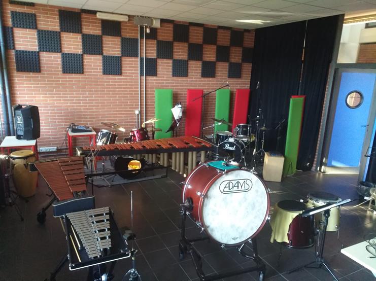 Immagine aula percussioni del liceo Musicale Rodari